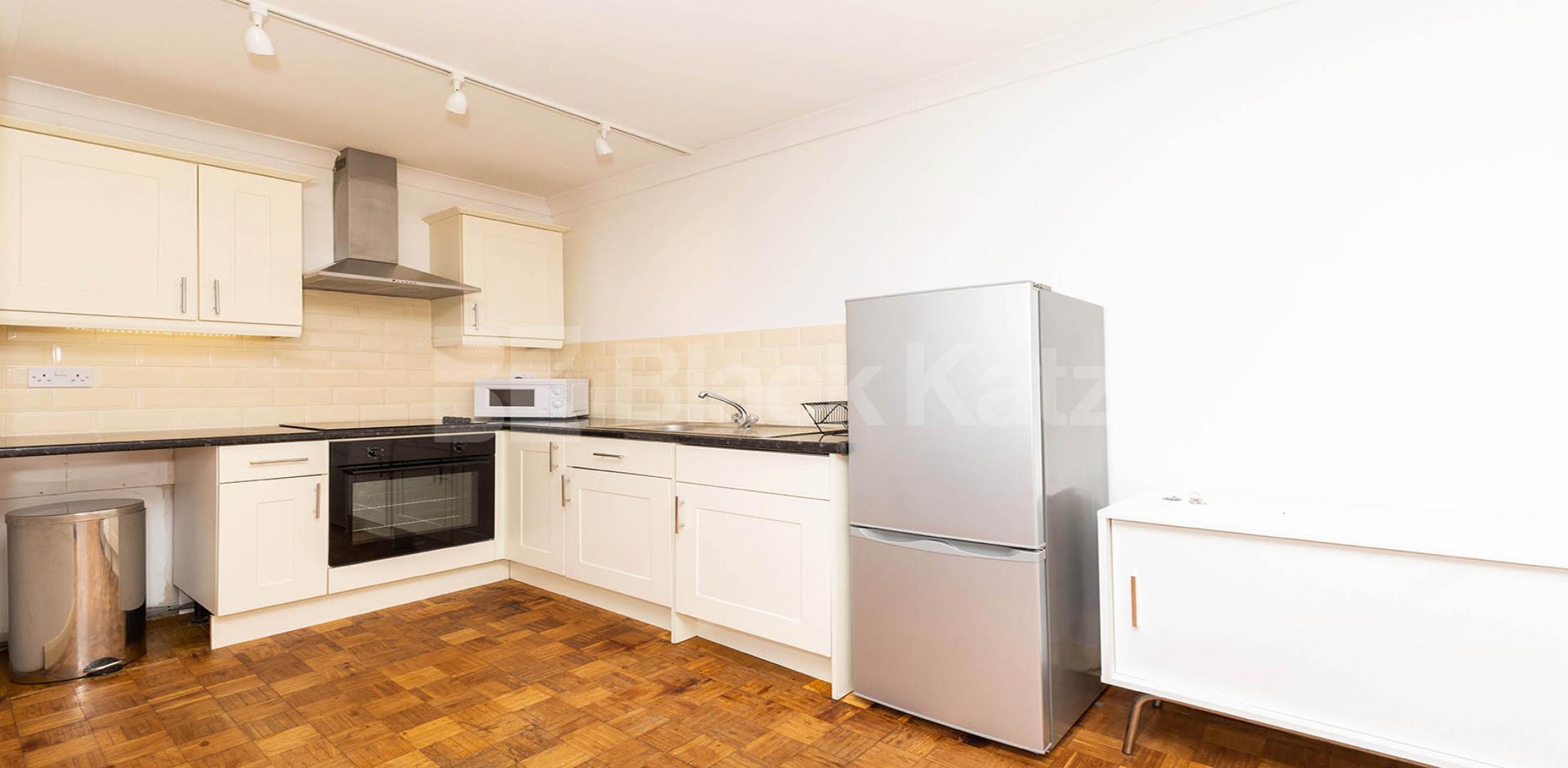 			1 Bedroom, 1 bath, 1 reception Apartment			 Hornsey Lane, CROUCH END / HIGHGATE